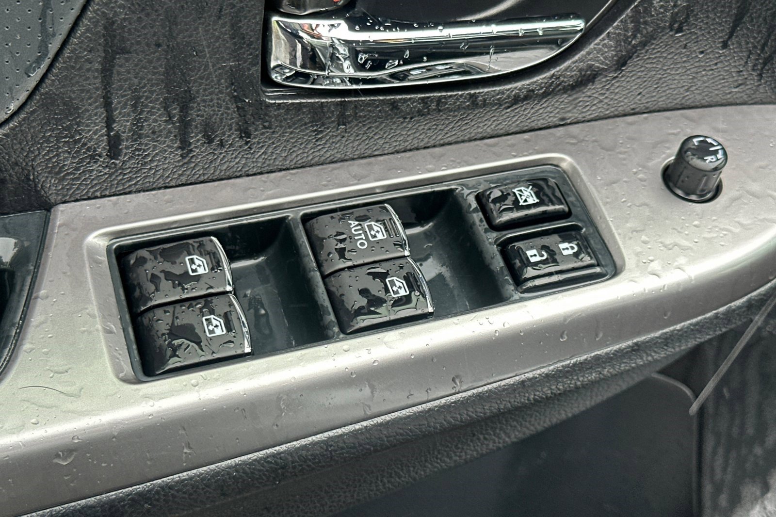 Used 2015 Subaru Crosstrek 2.0i Limited image 13