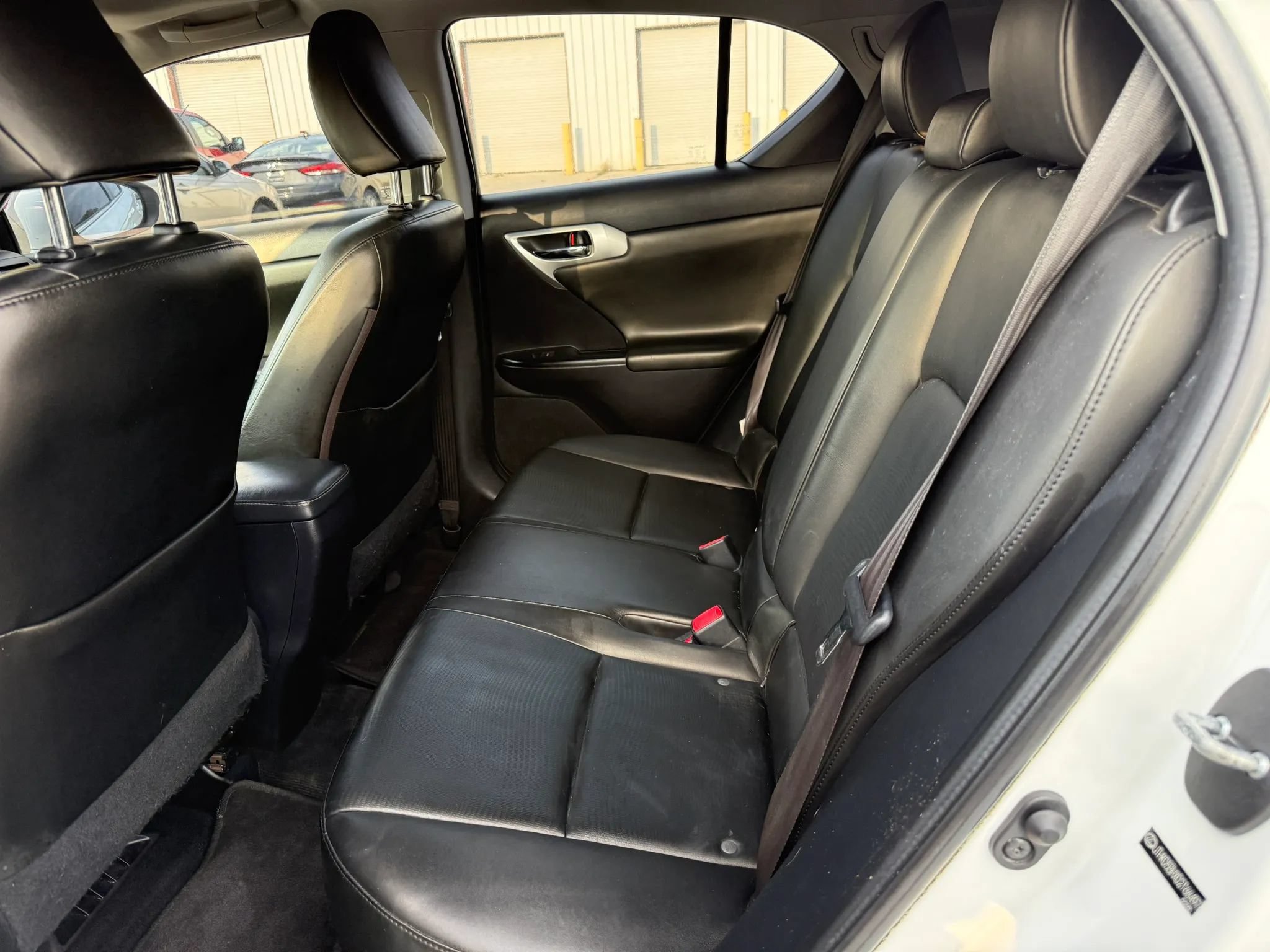 Used 2013 Lexus CT 200h w/ Premium Pkg w/Backup Camera FWD image 21