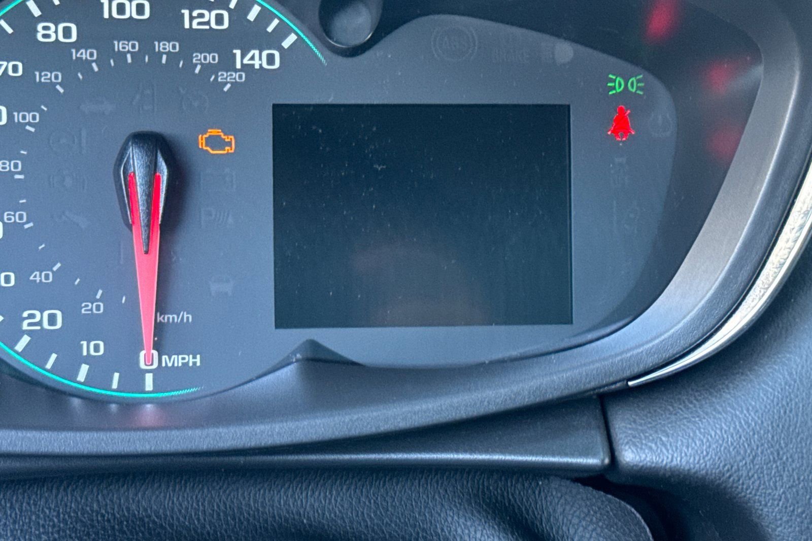 Used 2021 Chevrolet Trax LT w/ Driver Confidence Package image 3