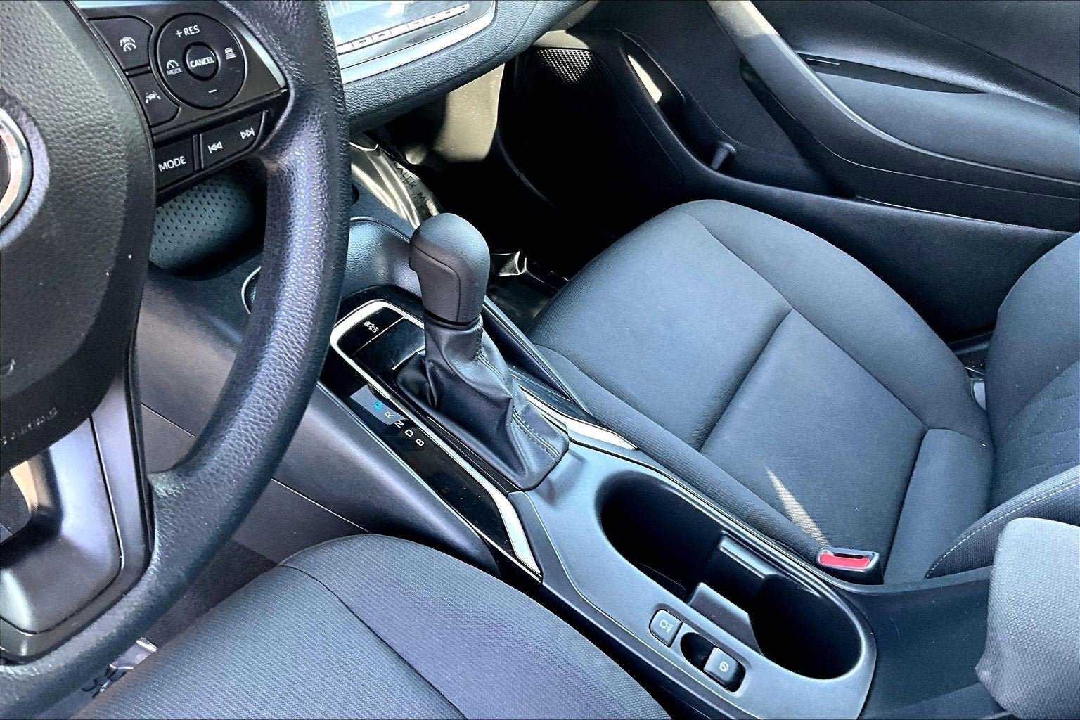 Used 2023 Toyota Corolla LE FWD image 16