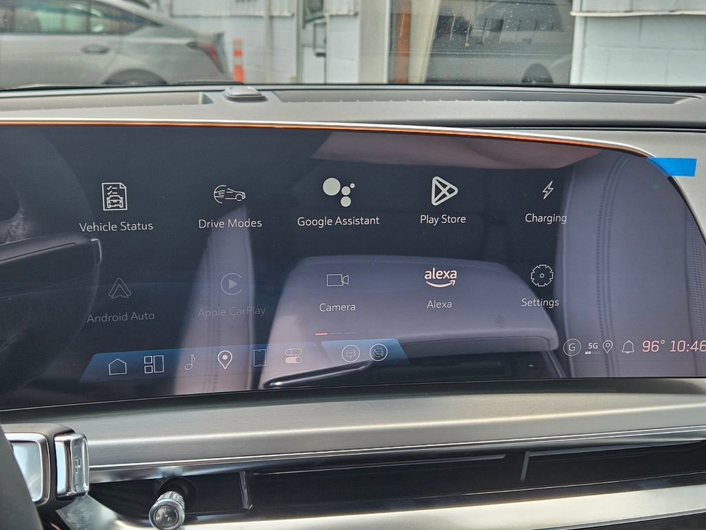 New 2025 Cadillac Lyriq Luxury w/ LPO, Floor Liner Package image 21