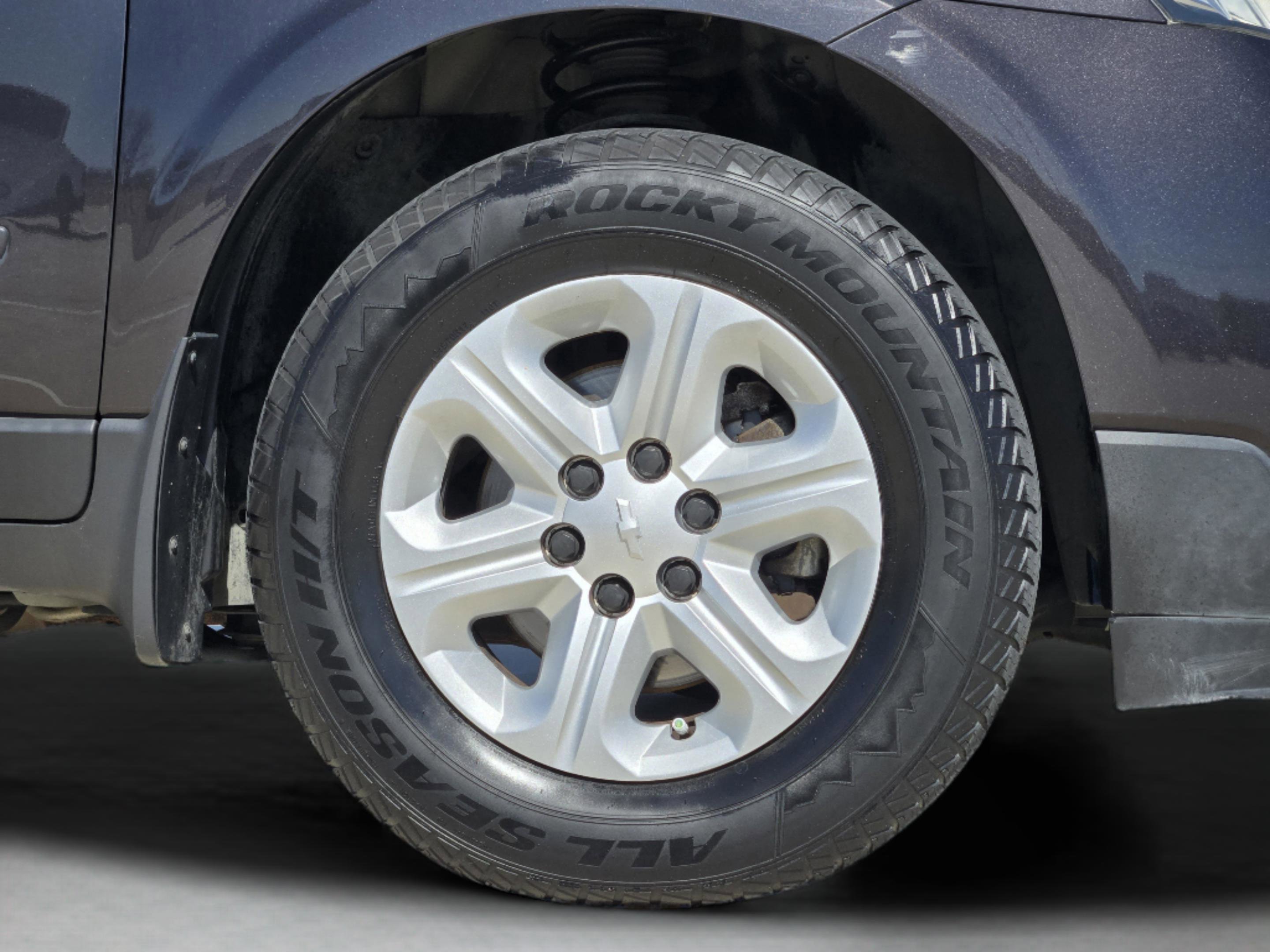 Used 2015 Chevrolet Traverse LS image 11