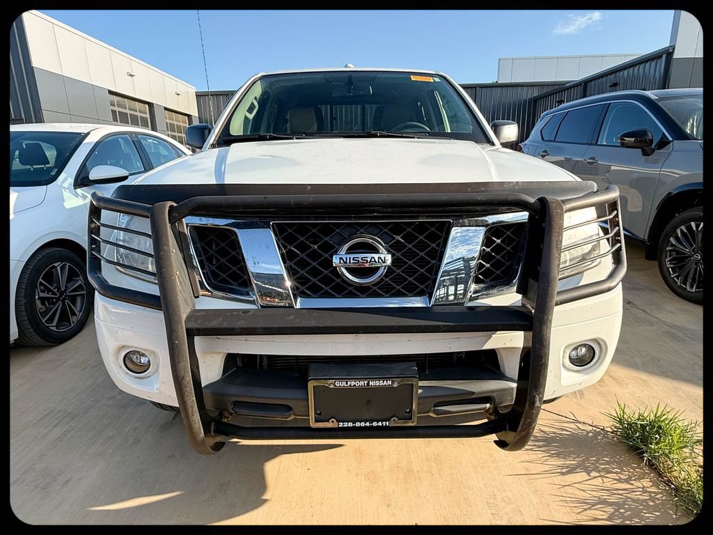 Used 2015 Nissan Frontier SV w/ SV Value Truck Package RWD image 2