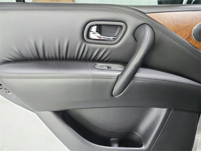 Used 2023 Nissan Armada SL w/ Captain's Chairs Package image 43
