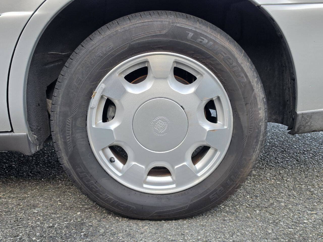 Used 2000 Cadillac De Ville FWD image 40