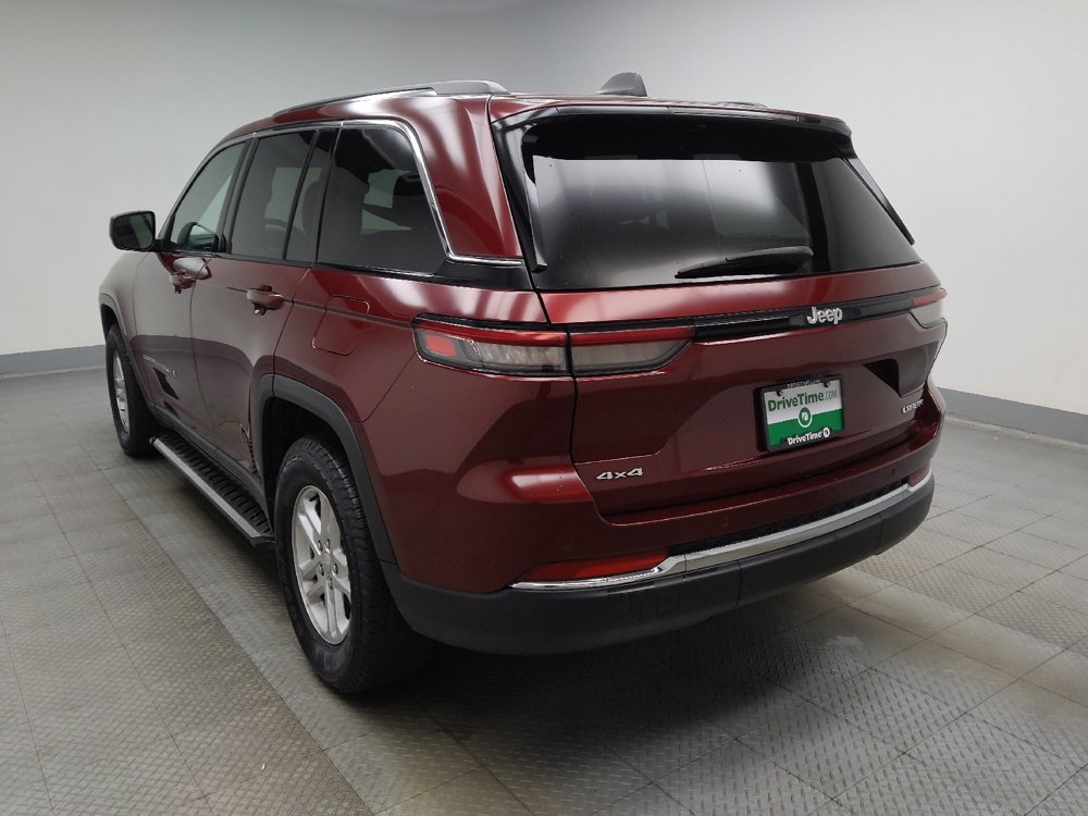 Used 2023 Jeep Grand Cherokee Laredo w/ Luxury Tech Group I AWD/4WD image 5
