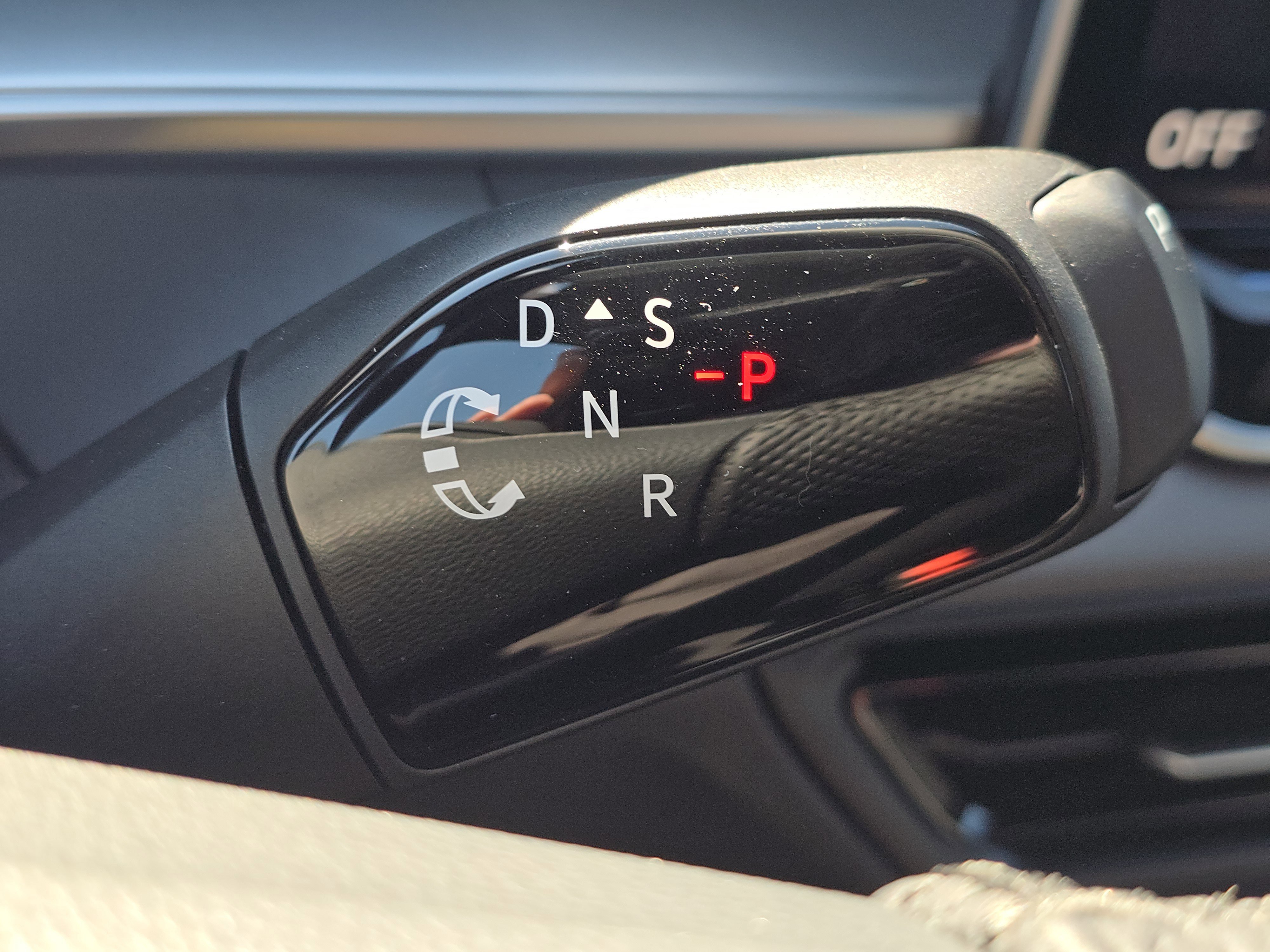 New 2026 Volkswagen Tiguan SE R-Line AWD/4WD image 24