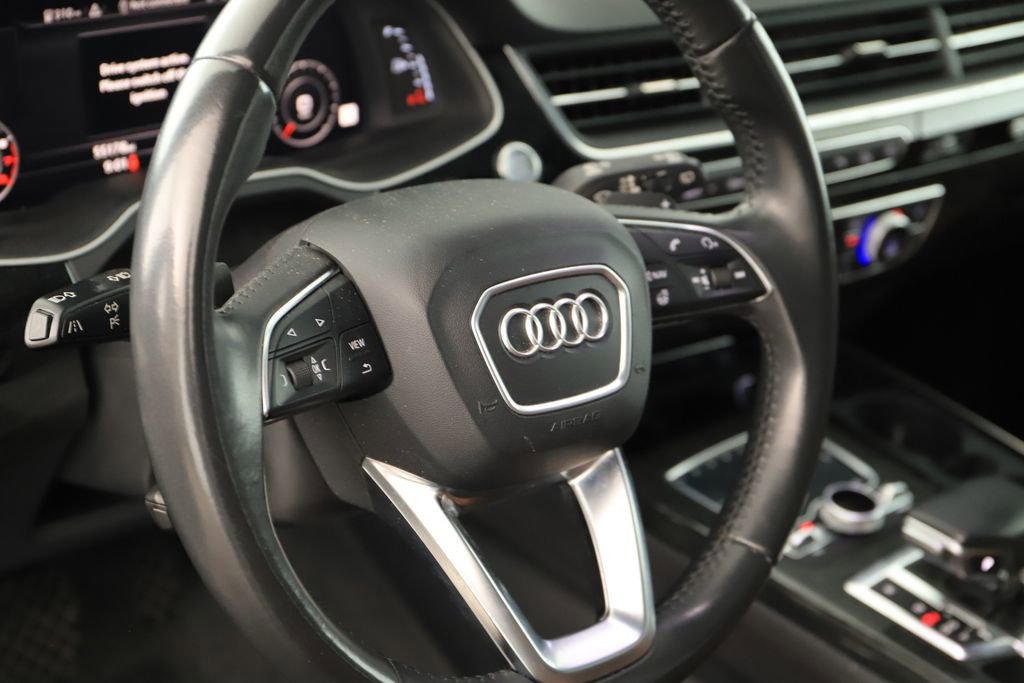 Used 2018 Audi Q7 3.0T Prestige AWD/4WD image 18