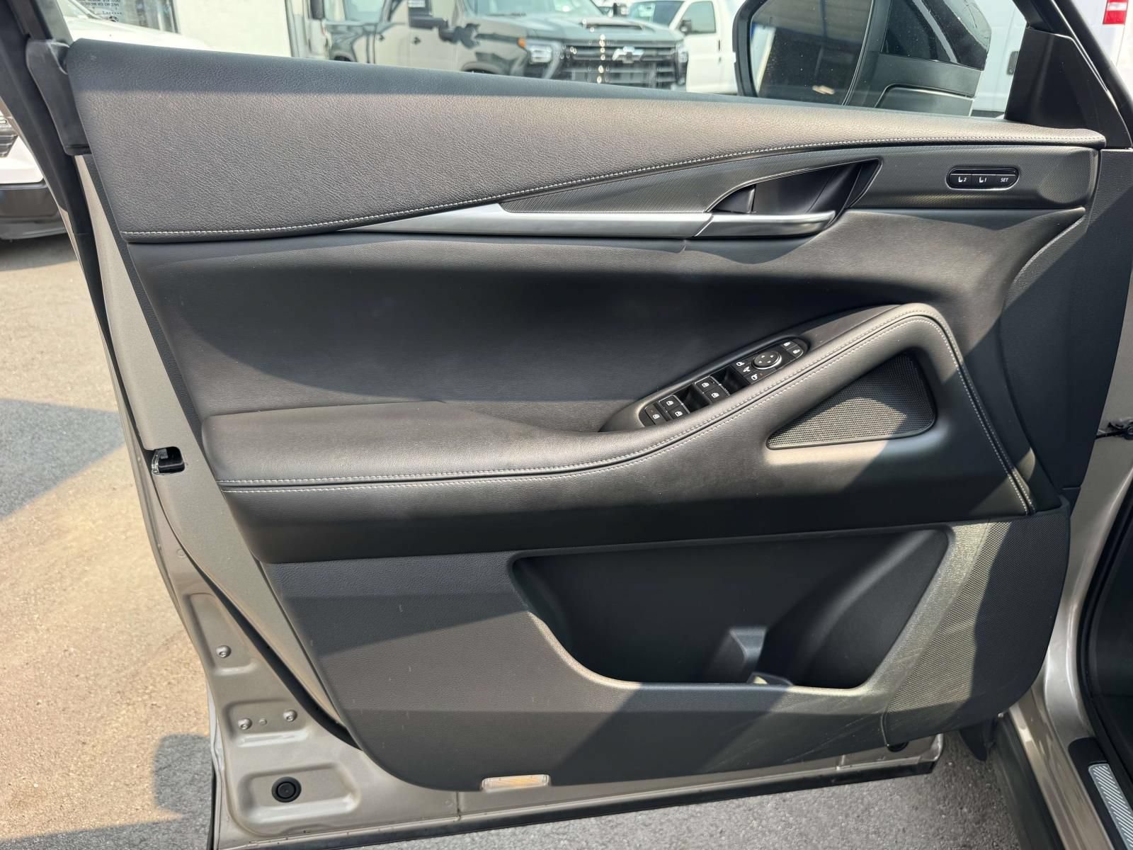 Used 2023 INFINITI QX60 Luxe w/ Cargo Package AWD/4WD image 21