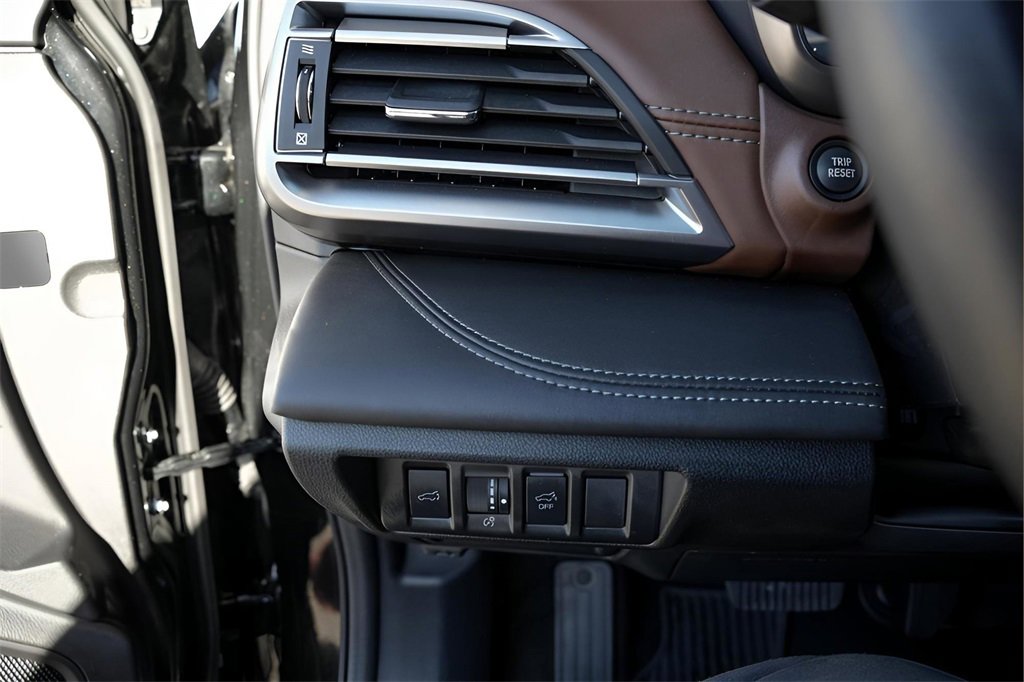 Used 2024 Subaru Outback Touring XT image 21