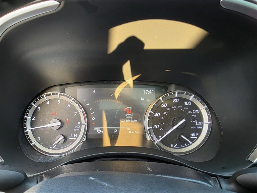 Used 2022 Toyota Highlander XLE image 15