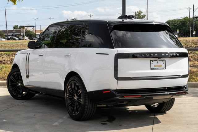 Used 2024 Land Rover Range Rover Long Wheelbase SE AWD/4WD image 14