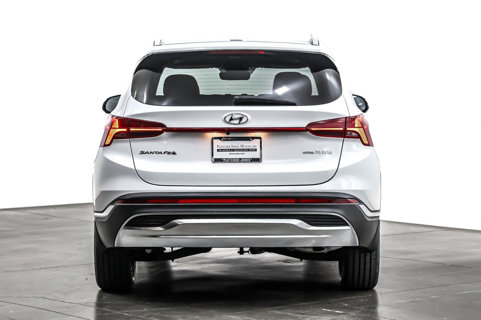 Used 2023 Hyundai Santa Fe Limited w/ Cargo Package image 4