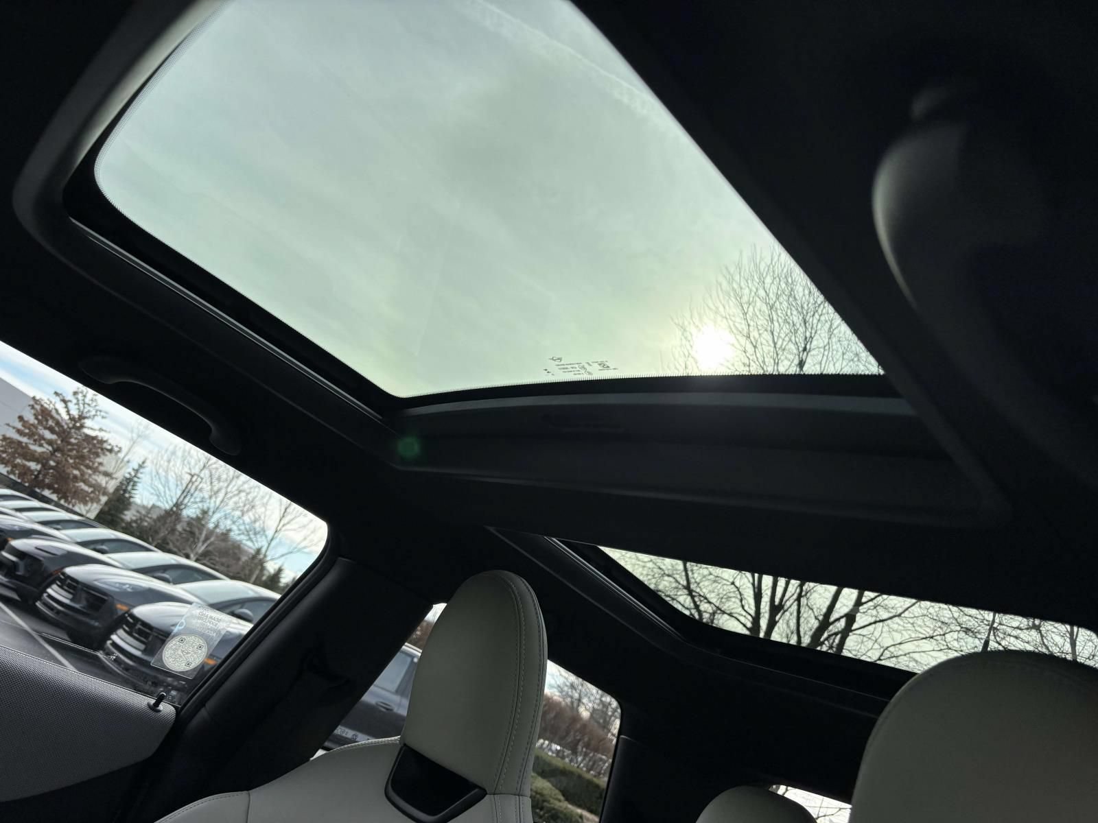 New 2026 MINI Cooper 2-Door Hardtop FWD image 26