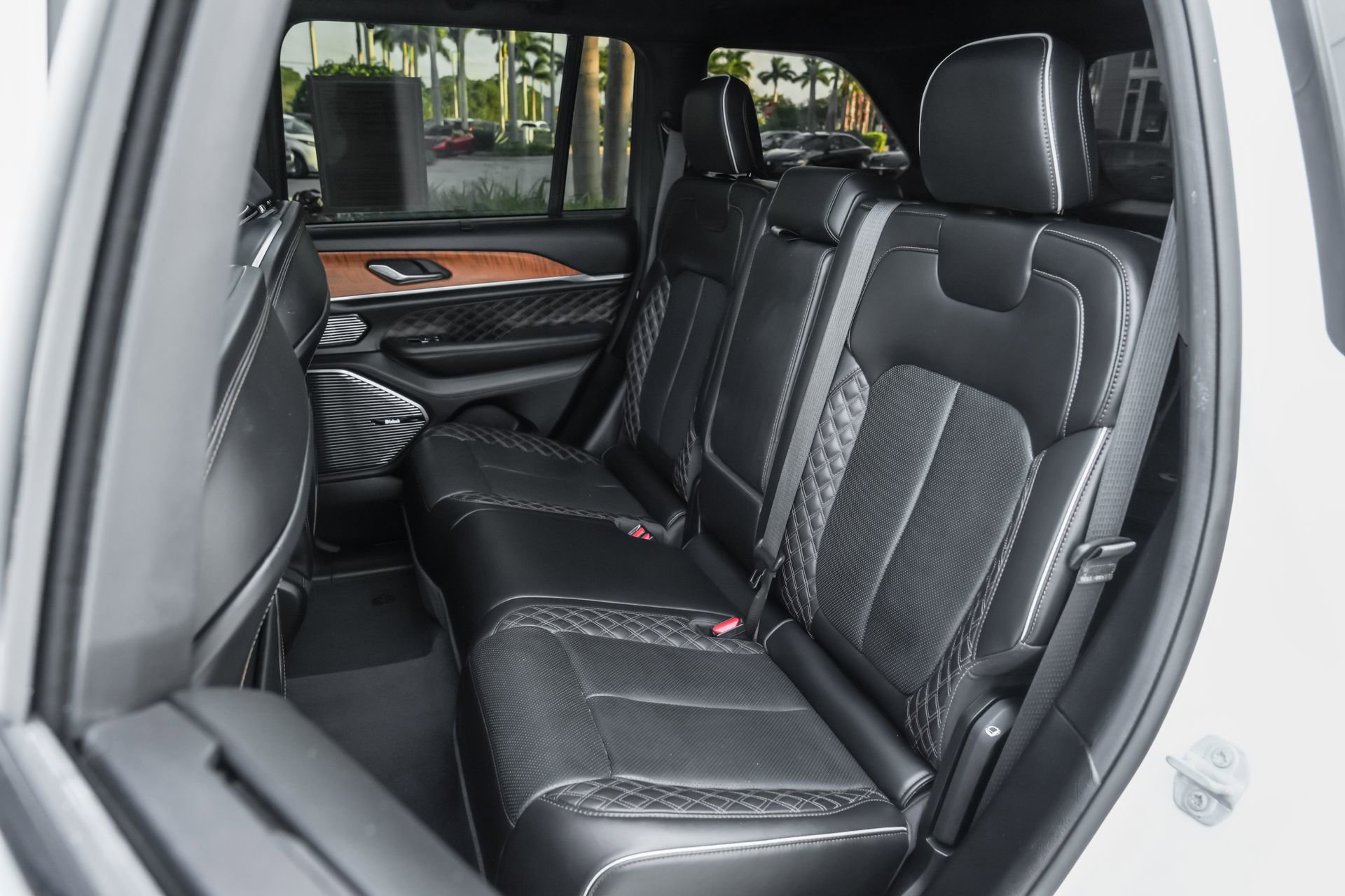 Used 2022 Jeep Grand Cherokee Summit image 37