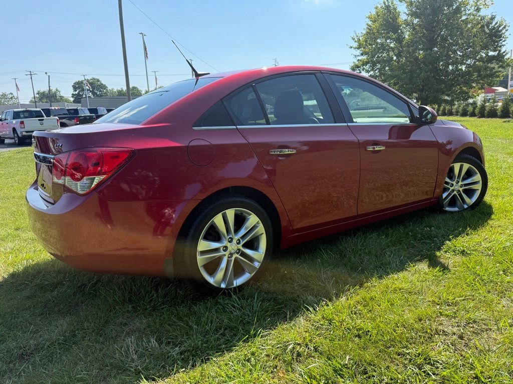 Used 2012 Chevrolet Cruze LTZ FWD image 3