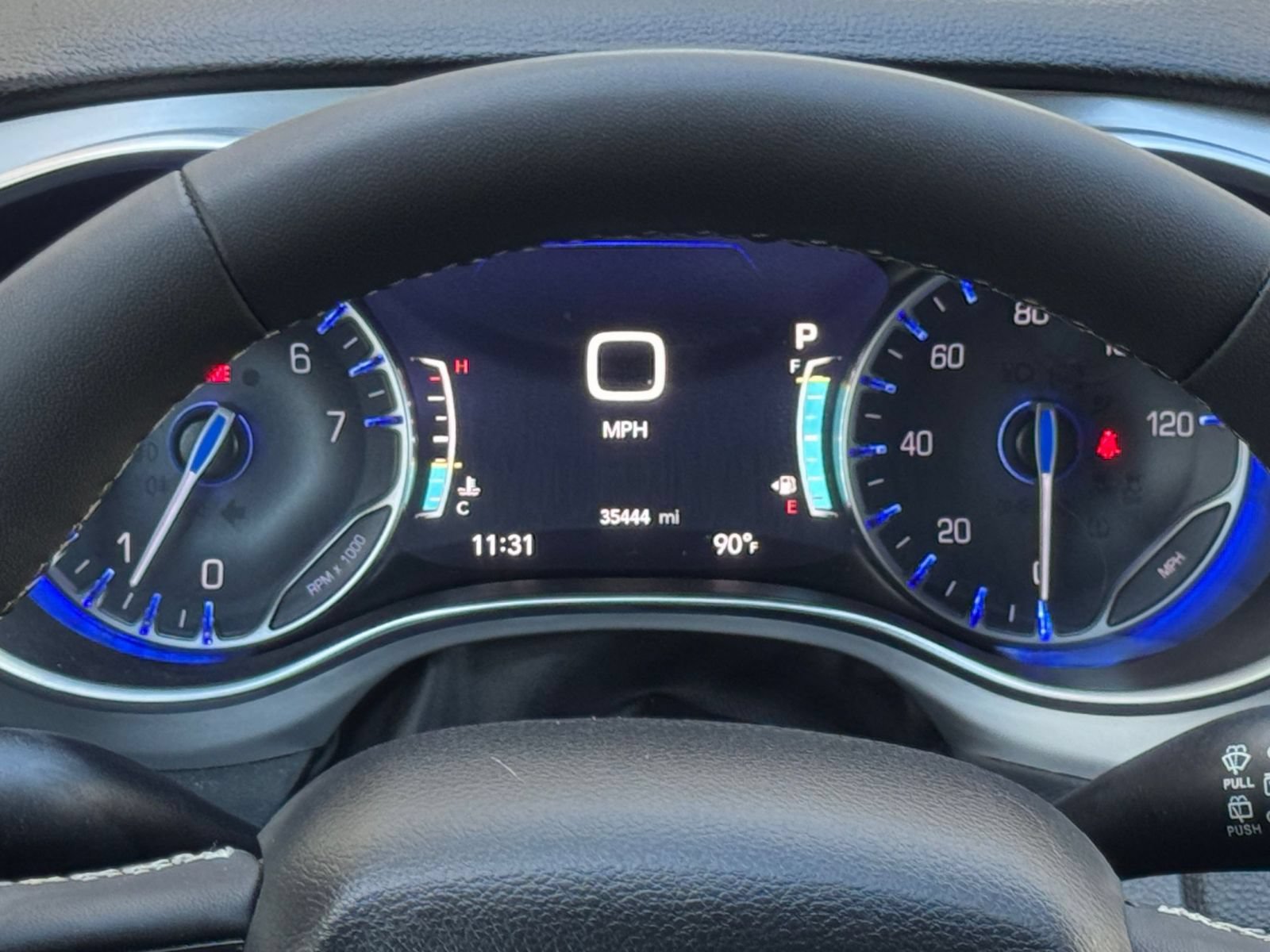 Used 2025 Chrysler Pacifica Limited FWD image 40