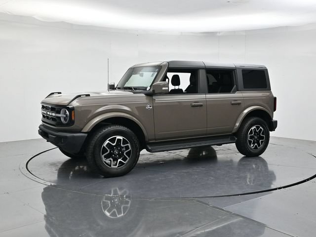Certified 2025 Ford Bronco Outer Banks AWD/4WD image 6