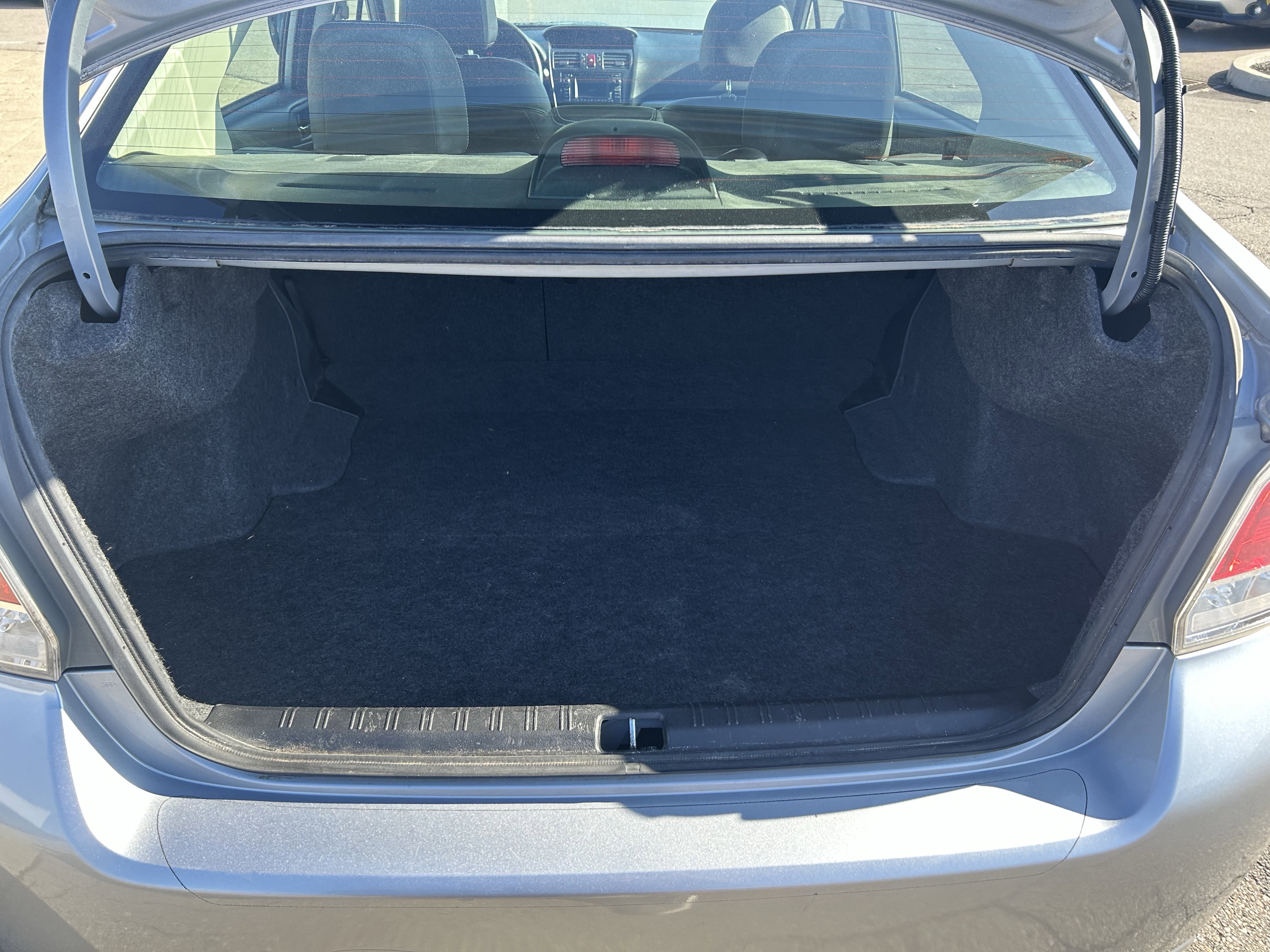 Used 2012 Subaru Impreza 2.0i Limited image 24