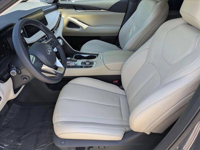 Used 2024 INFINITI QX60 Sensory w/ Cargo Package AWD/4WD image 17