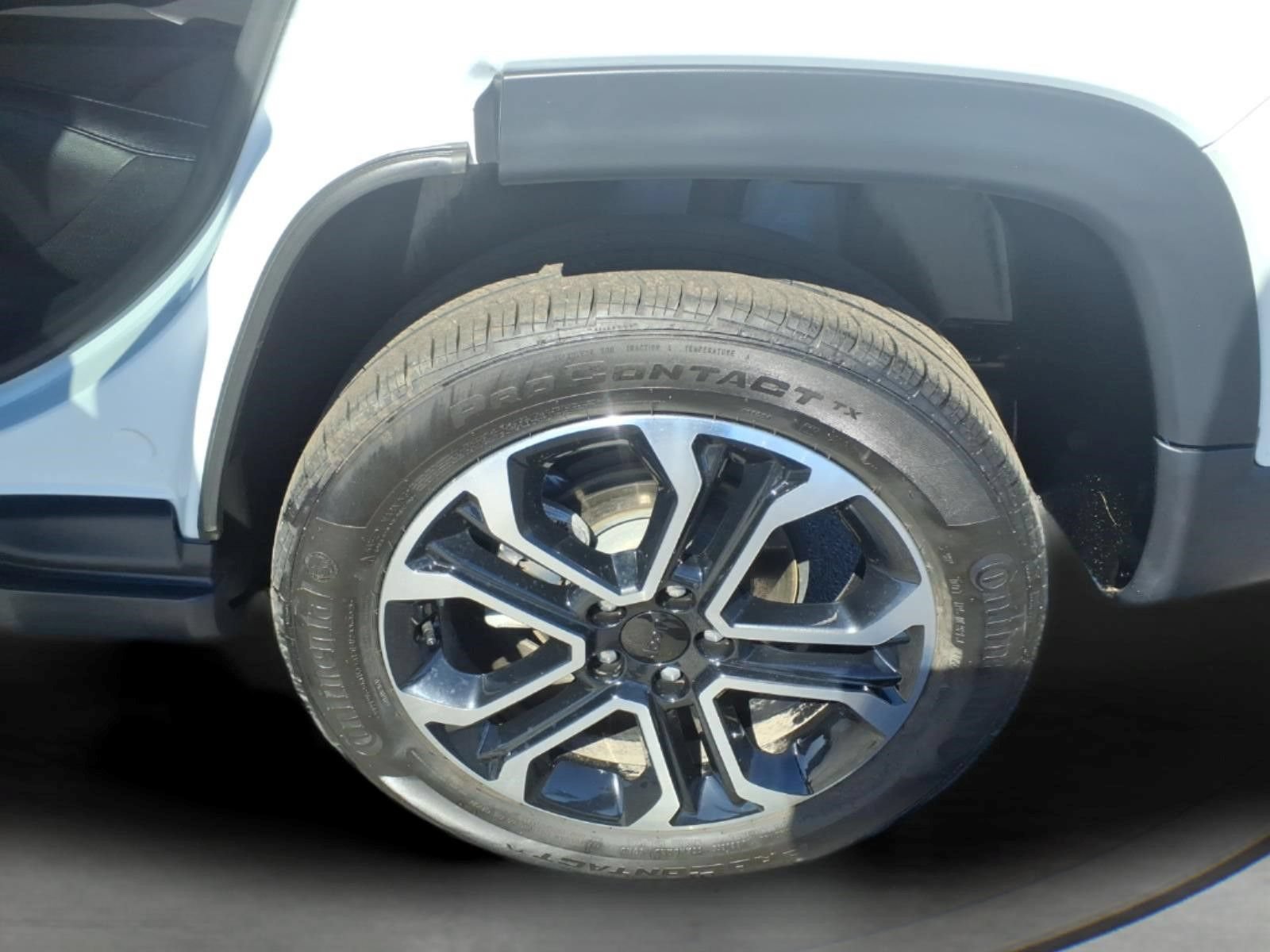 Used 2024 Jeep Compass Limited AWD/4WD image 14