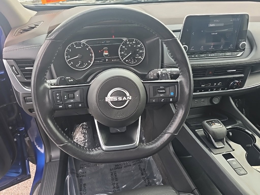 Used 2023 Nissan Rogue SV w/ SV Premium B Package image 23