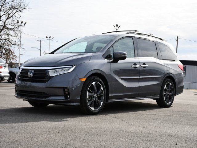 Used 2024 Honda Odyssey Elite image 3