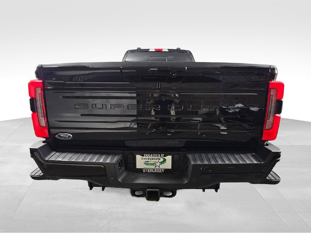 Certified 2025 Ford F450 Platinum w/ FX4 Off-Road Package AWD/4WD image 6