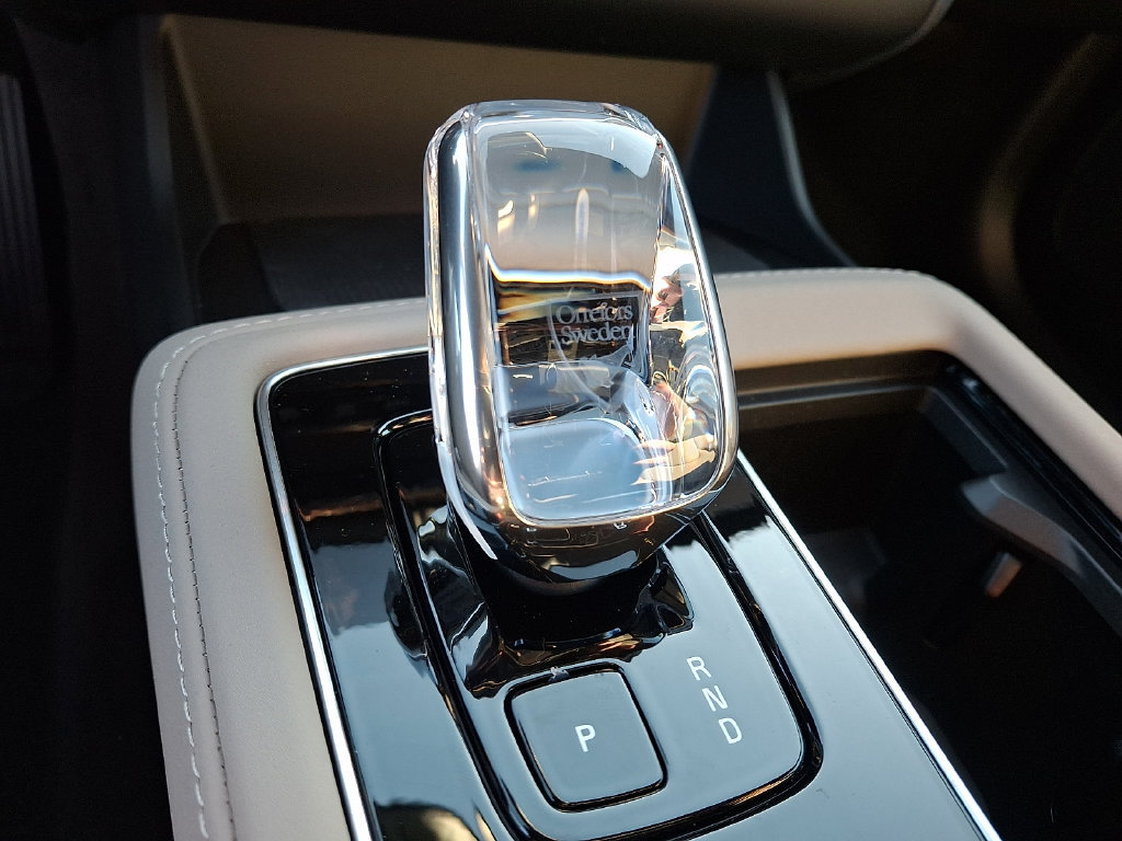 New 2027 Volvo XC90 B6 Plus AWD/4WD image 12