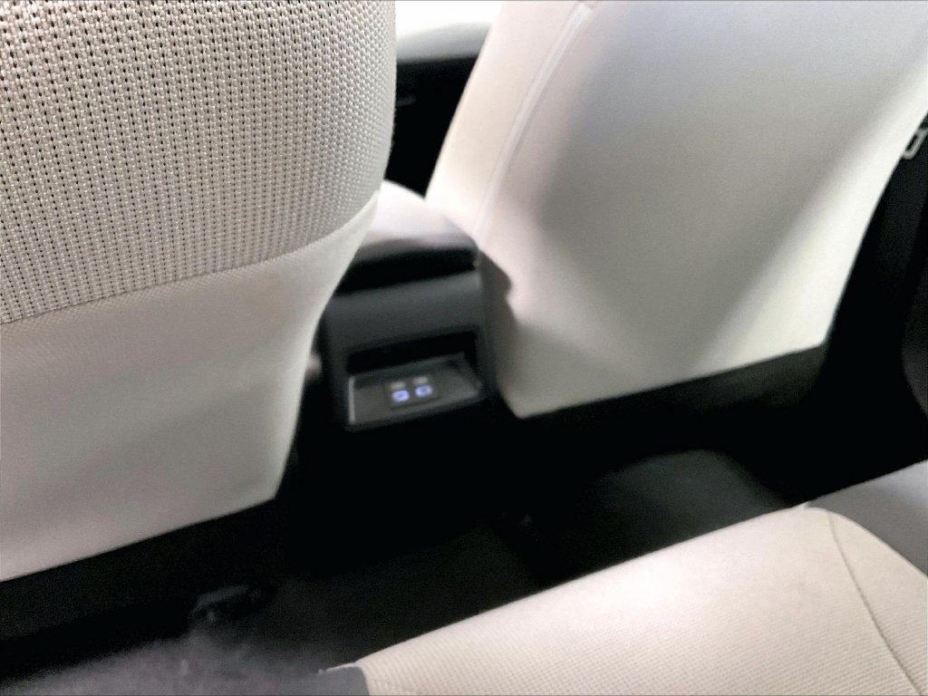 Certified 2025 Toyota Corolla LE FWD image 27