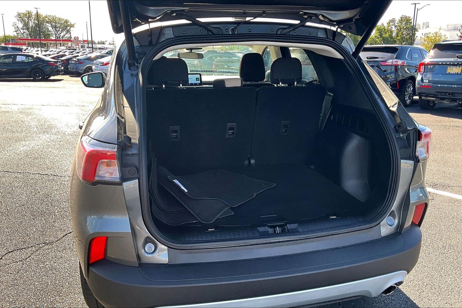Used 2022 Ford Escape SE w/ Convenience Package AWD/4WD image 19