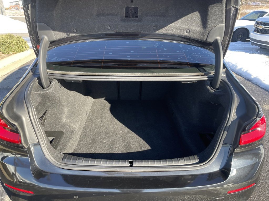 Used 2022 BMW 530i 530i w/ Convenience Package image 7