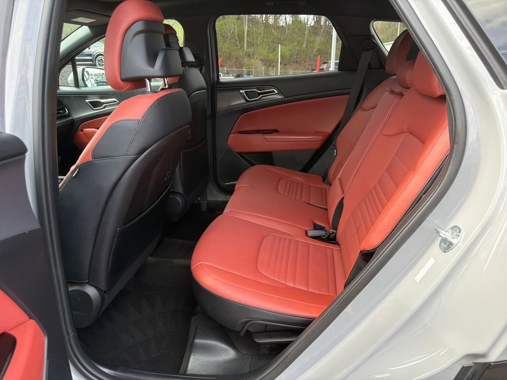 Certified 2023 Kia Sportage SX image 22