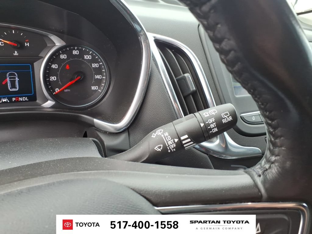 Used 2020 Chevrolet Equinox LT FWD image 23