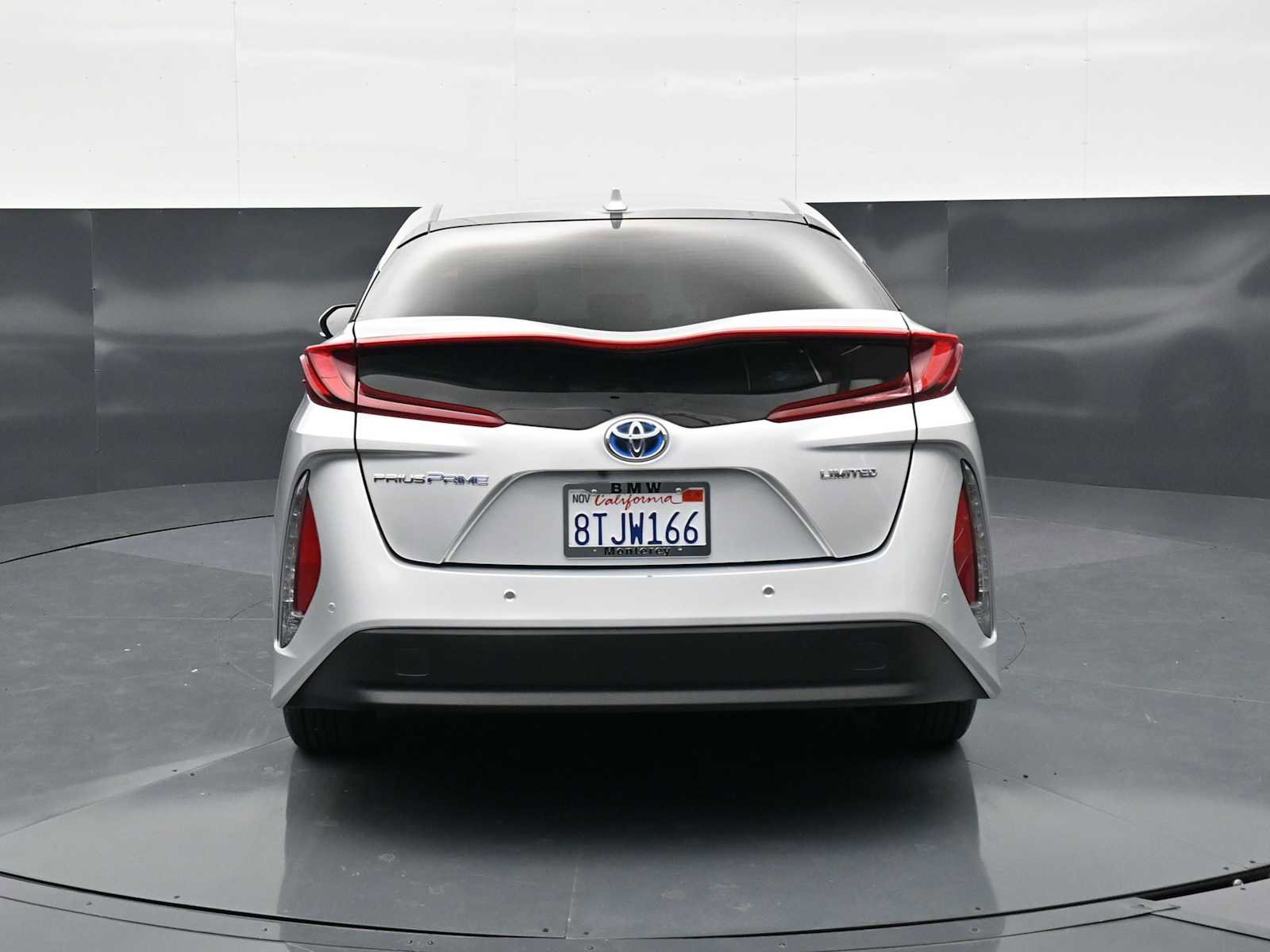 Used 2021 Toyota Prius Prime Limited image 6