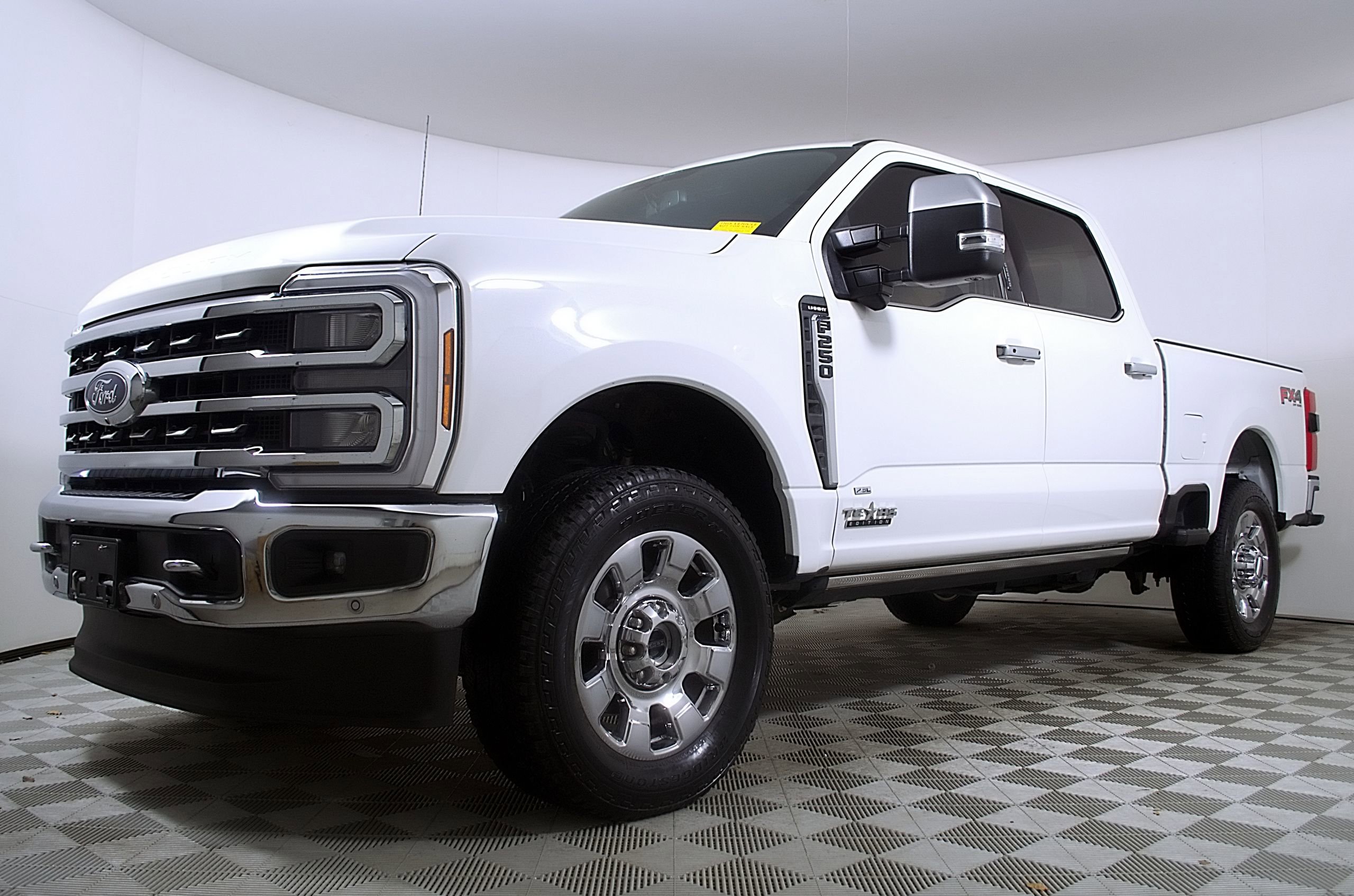 Used 2024 Ford F250 Lariat w/ Lariat Ultimate Package video 2