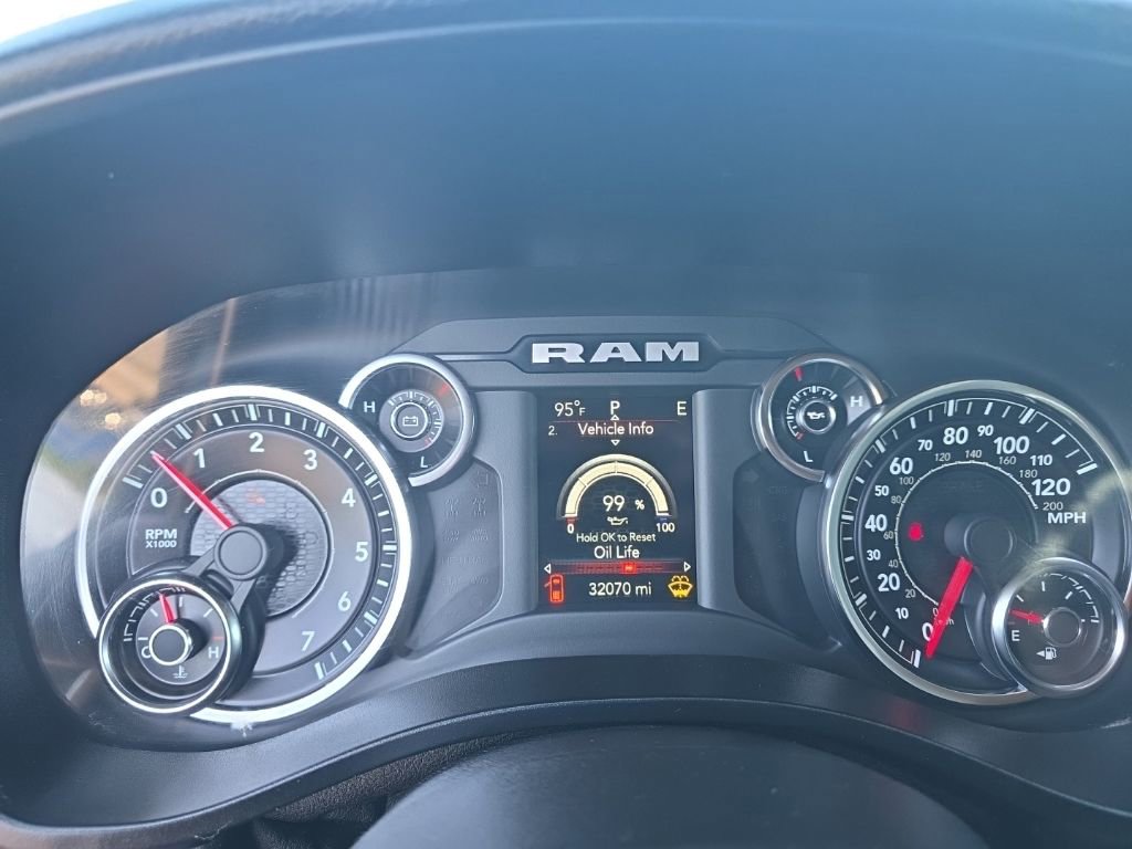 Used 2020 RAM 1500 Big Horn AWD/4WD image 18