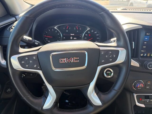 Used 2024 GMC Terrain SLT FWD image 9