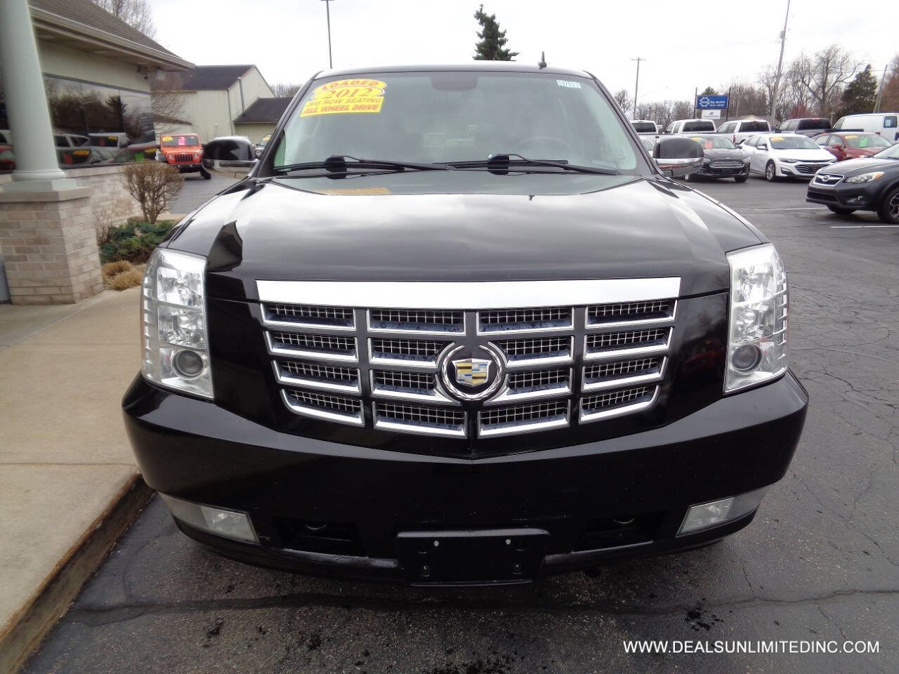 Used 2012 Cadillac Escalade Luxury image 30