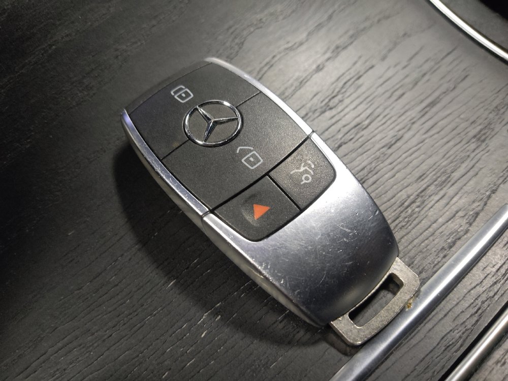 Used 2019 Mercedes-Benz C 300 Sedan w/ Premium Package image 32