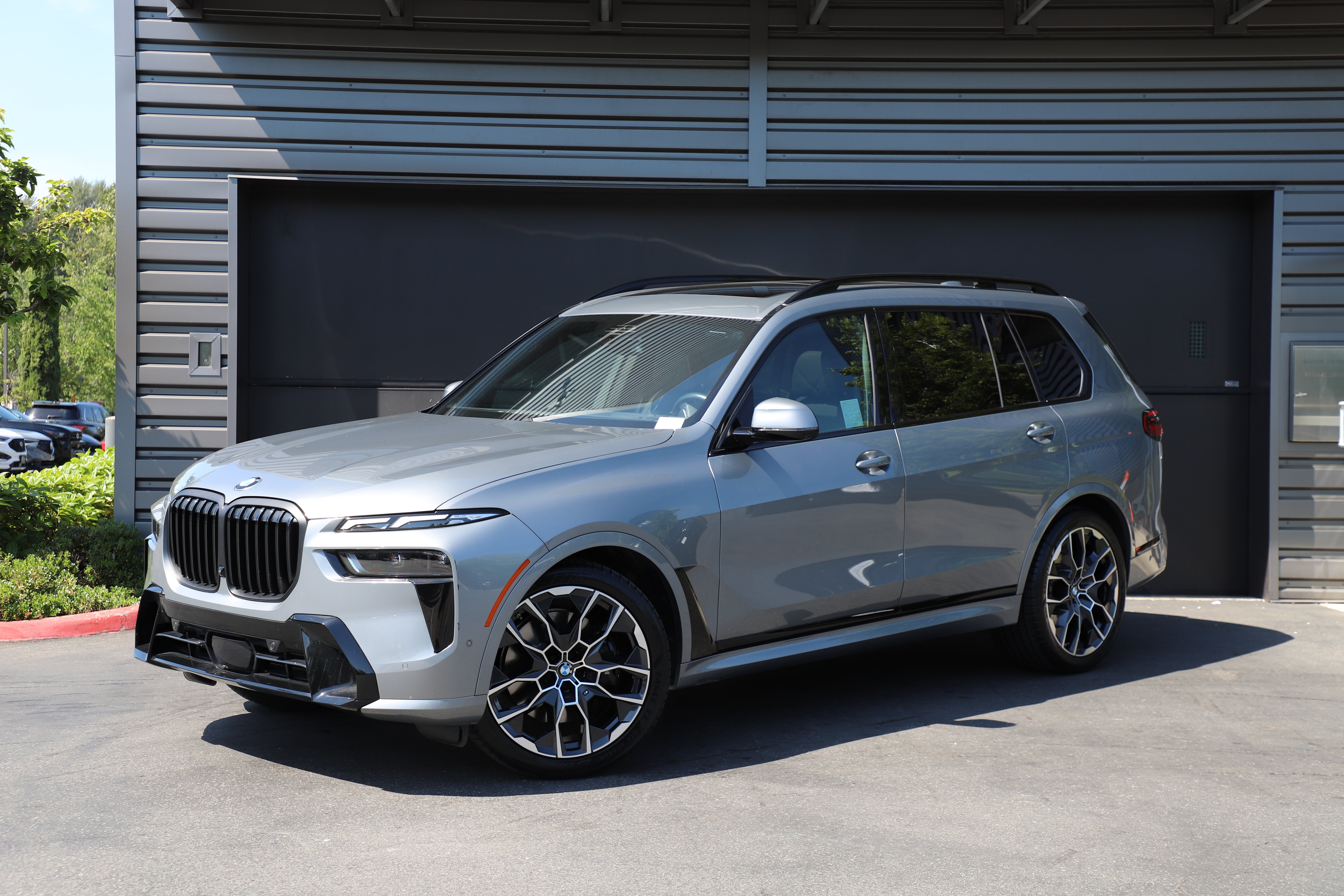 Used 2024 BMW X7 xDrive40i w/ M Sport Package