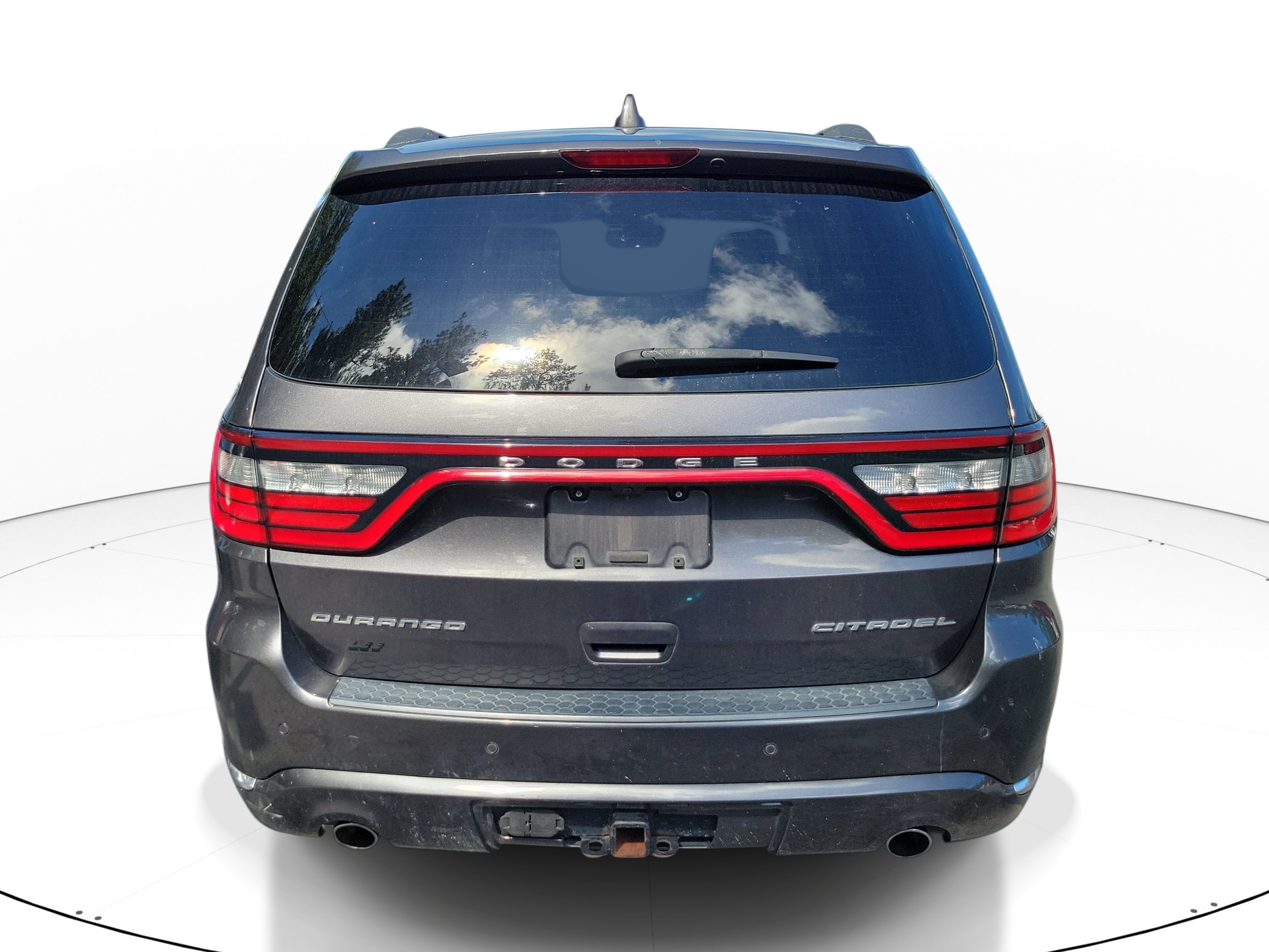Used 2017 Dodge Durango Citadel w/ Premium Entertainment Group RWD image 3