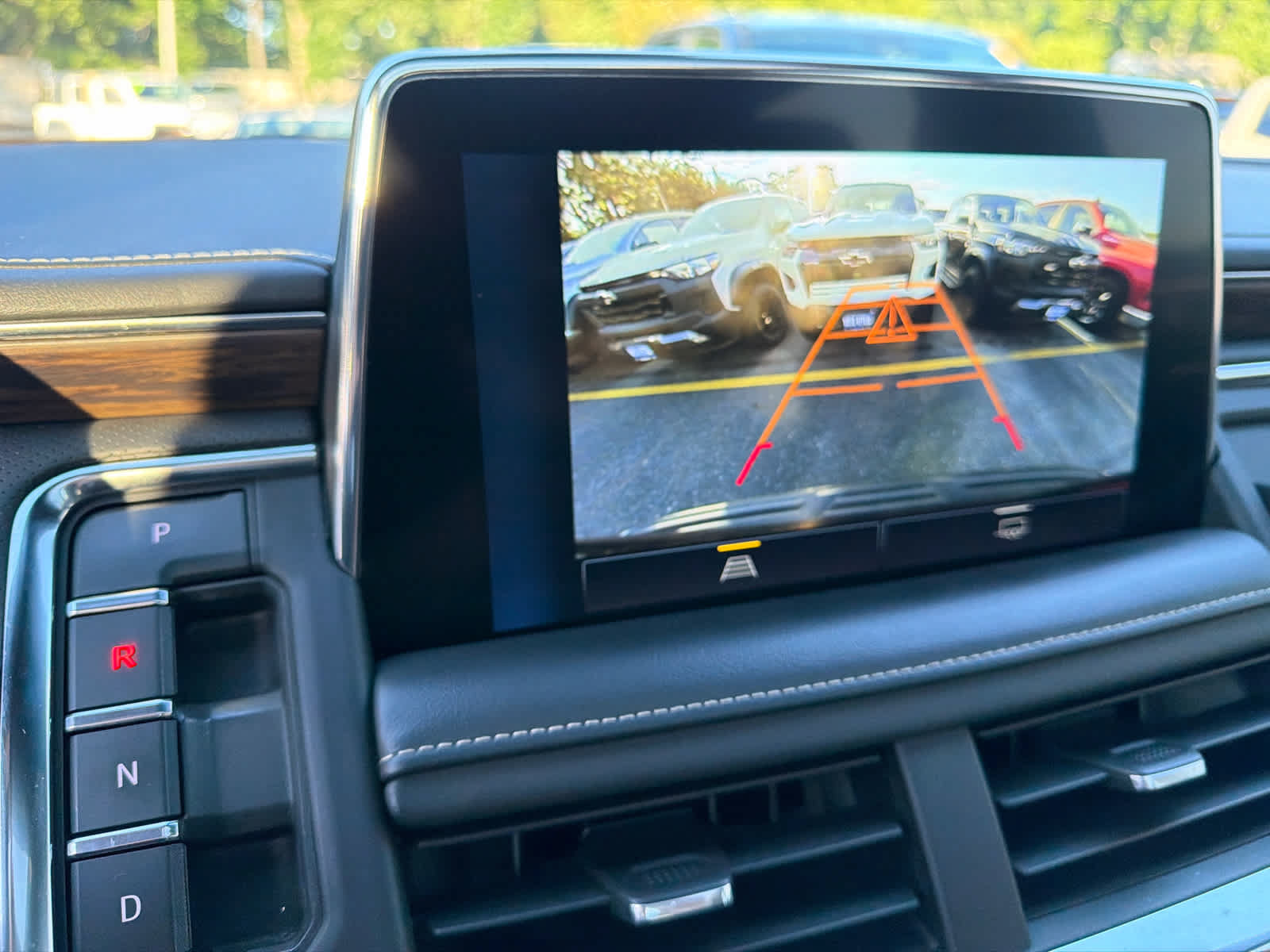 Certified 2022 Chevrolet Tahoe Premier AWD/4WD image 9