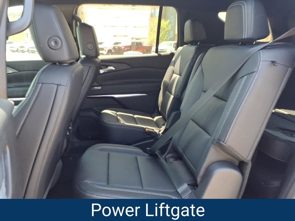 New 2026 Chevrolet Traverse LT FWD image 18