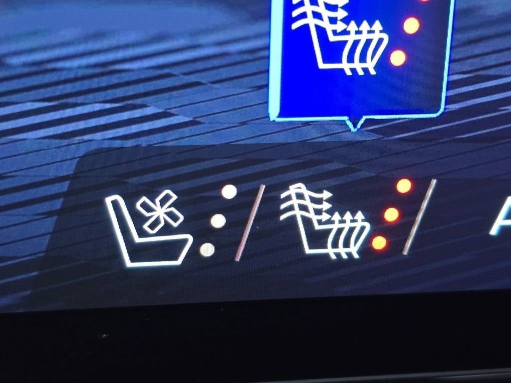 Used 2025 Chevrolet Suburban High Country image 5