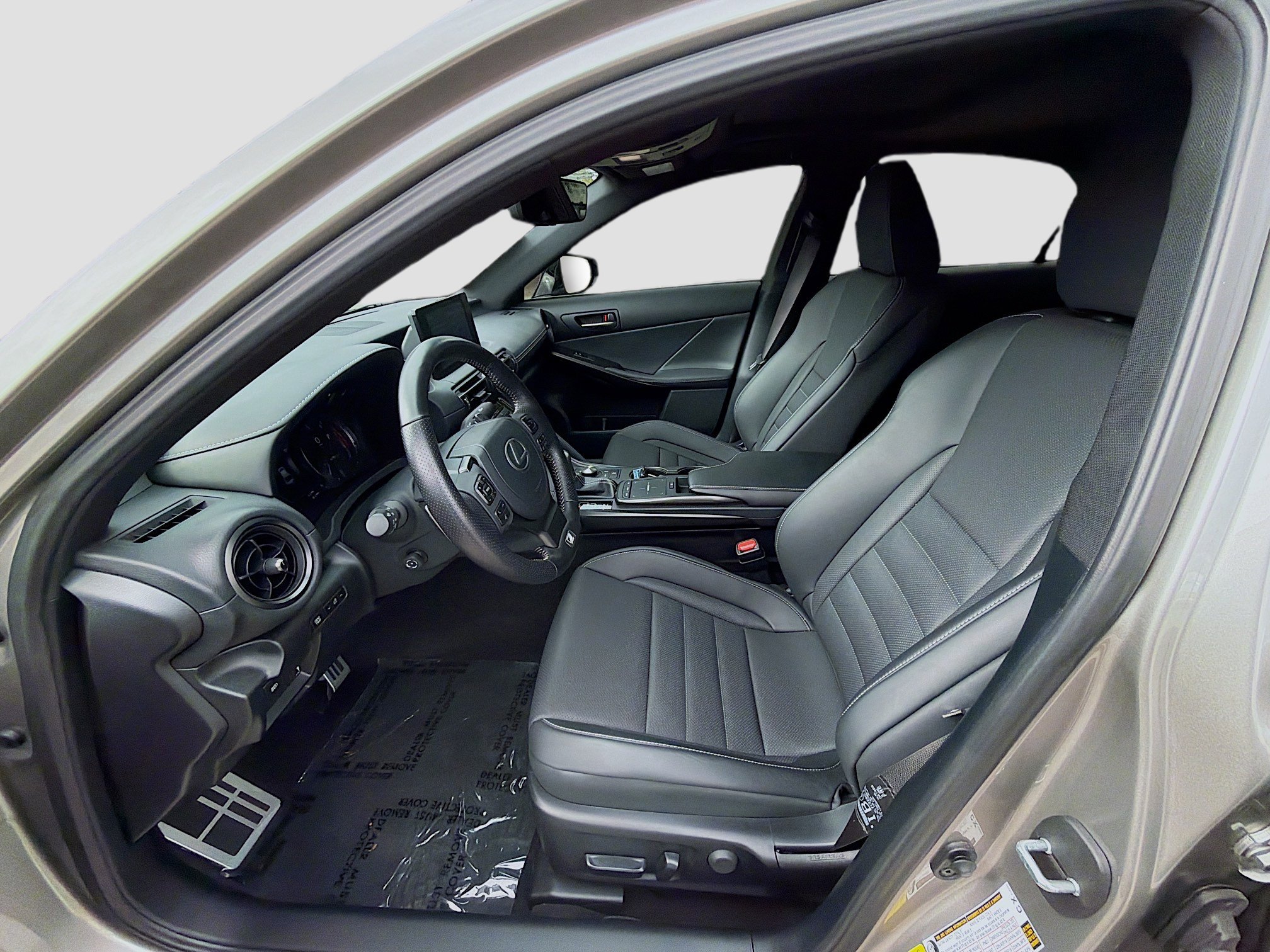 Used 2023 Lexus IS 350 F Sport w/ Memory Package image 18