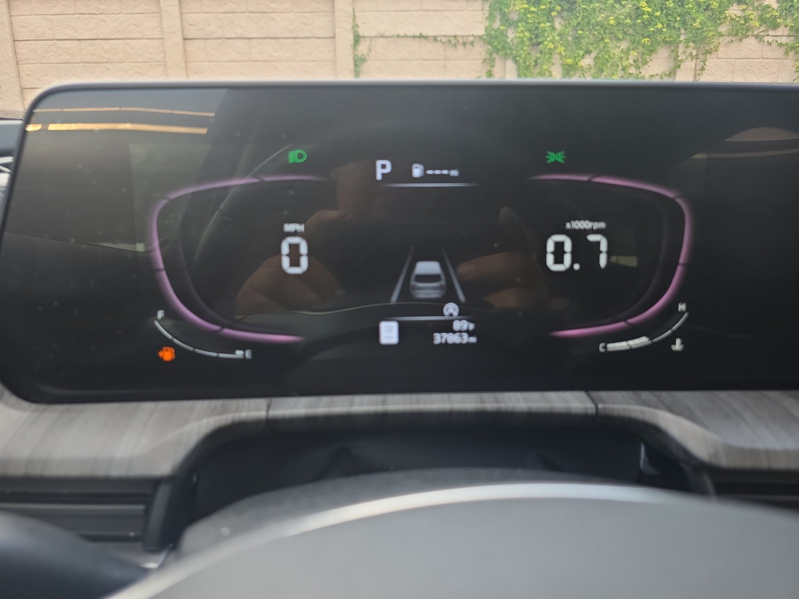 Certified 2023 Kia Telluride EX w/ EX Captain's Chair Package FWD image 18