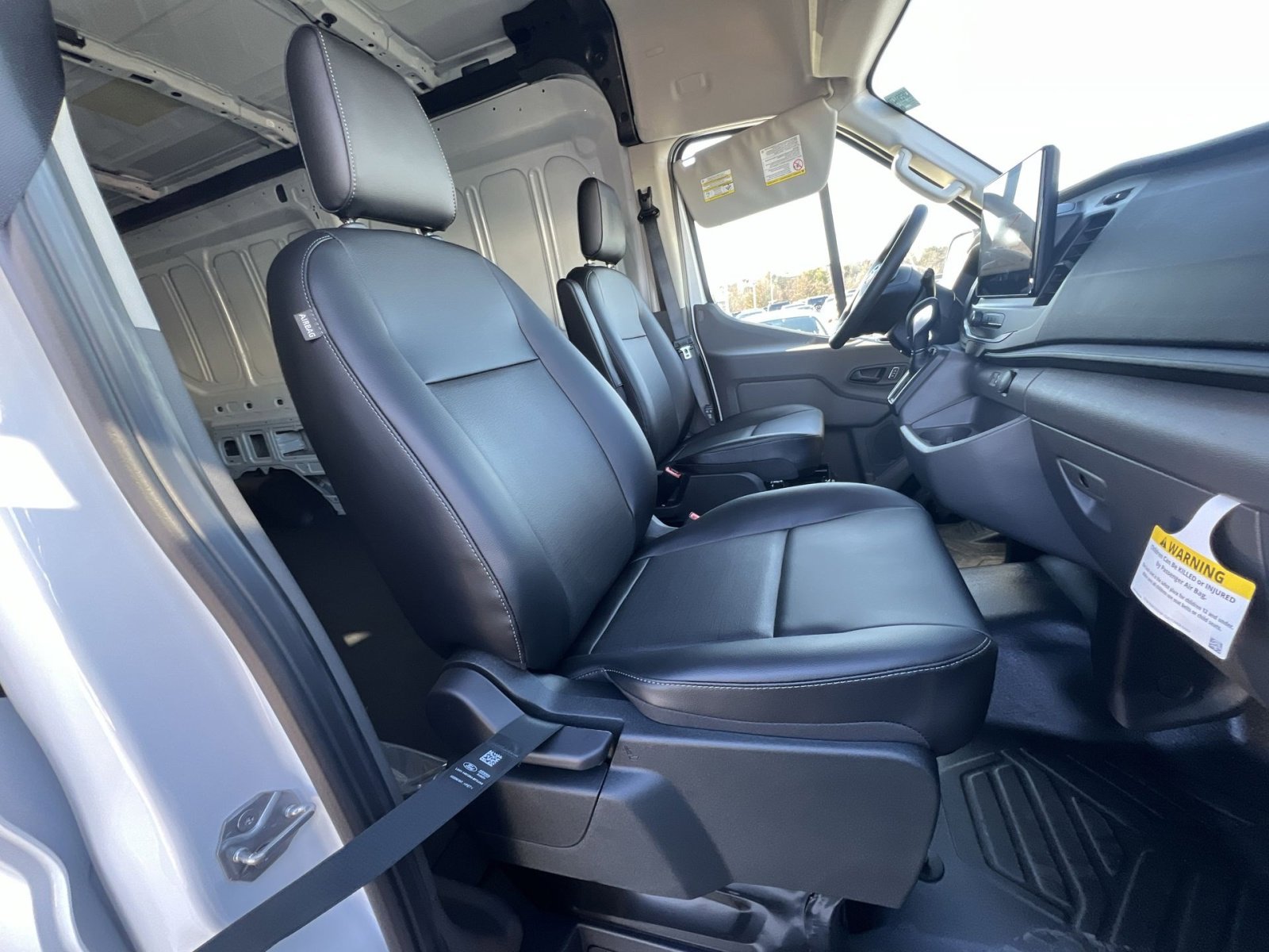 New 2026 Ford Transit 250 148 Medium Roof image 24