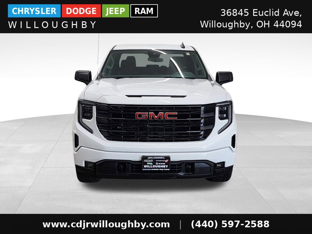 Used 2023 GMC Sierra 1500 Elevation AWD/4WD image 2