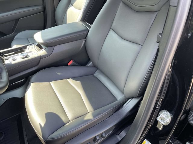 Certified 2026 Cadillac XT5 Sportv w/ LPO, Floor Liner Package AWD/4WD image 14